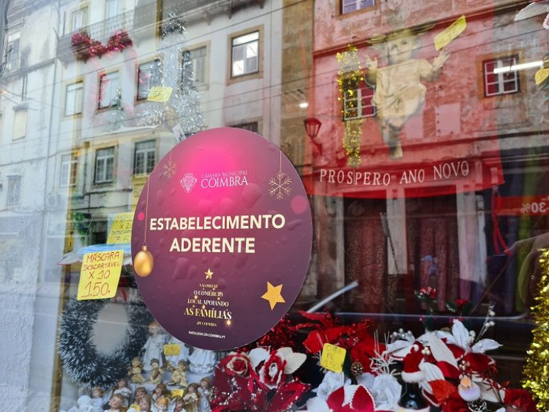Câmara Municipal (CM) de Coimbra apoia as famílias e apoia a economia local